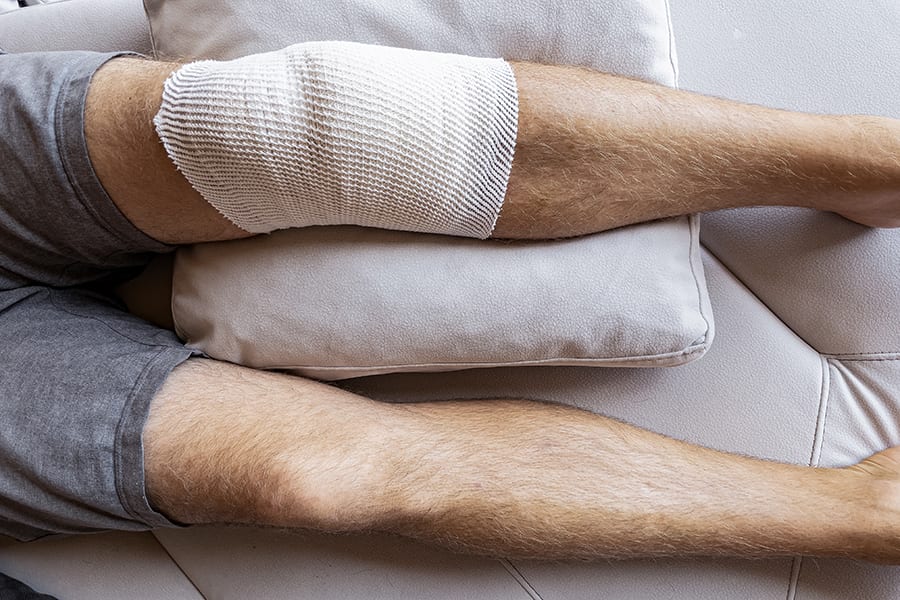 Suture du ménisque : comment se déroule la convalescence ?