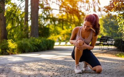 Pourquoi ai-je une douleur au genou quand je m’accroupis ?
